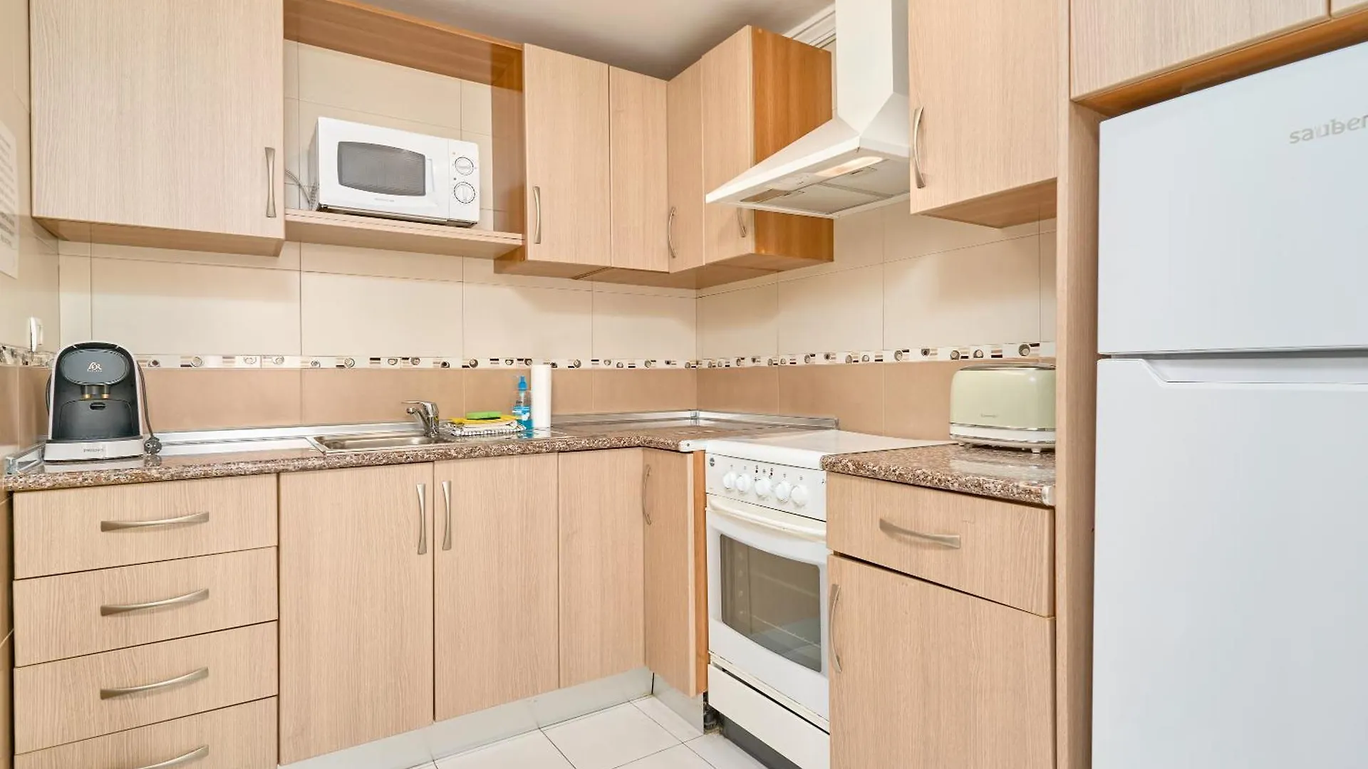 Large One Bed Apt Nerja Apartment