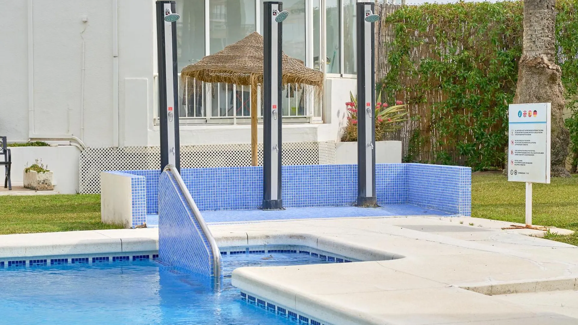 Apartment Large One Bed Apt Nerja Spain